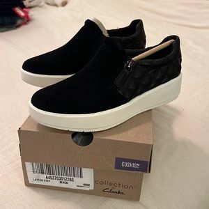 BNWT Clark’s slip on sneaker